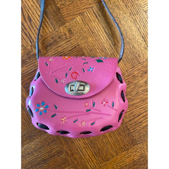 Crossbody leather bag made in Mexico - Picture 2 of 5